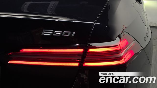 BMW 5 Series (G60) 530i xDrive M Sport 2024 — фото 23