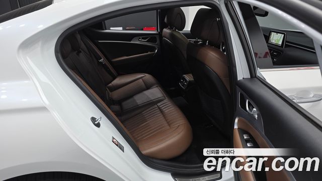 Genesis G70 2.0T AWD Elite 2019 — фото 11