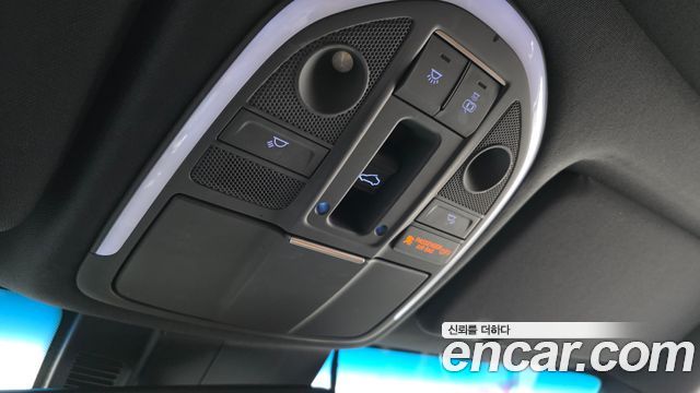 Genesis G70 2.0T AWD Elite 2019 — фото 17