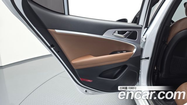Genesis G70 2.0T AWD Elite 2019 — фото 25