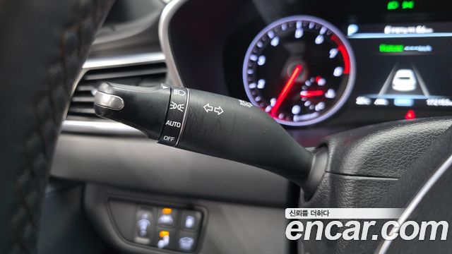 Genesis G70 2.0T AWD Elite 2019 — фото 32
