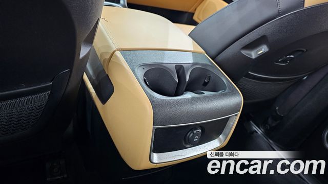 Kia Carnival (IV) Diesel 9-Seater Prestige 2023 — фото 18