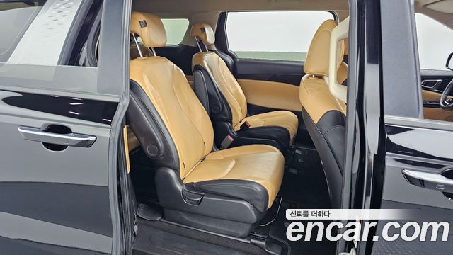Kia Carnival (IV) Diesel 9-Seater Prestige 2023 — фото 25