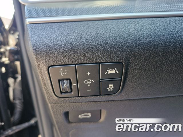 Kia K5 (III) 2.0 Prestige 2023 — фото 15