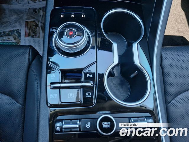 Kia K5 (III) 2.0 Prestige 2023 — фото 16