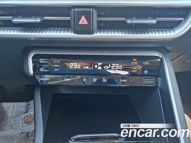 Kia K5 (III) 2.0 Prestige 2023 — фото 17
