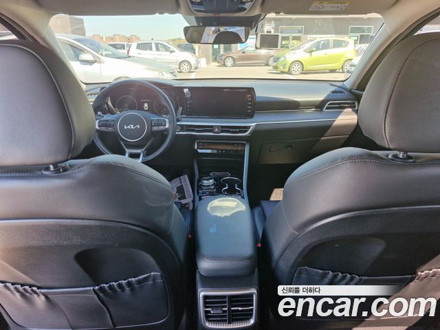 Kia K5 (III) 2.0 Prestige 2023 — фото 20