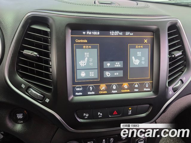 Jeep Cherokee (KL) 2.4 Longitude High AWD 2019 — фото 18