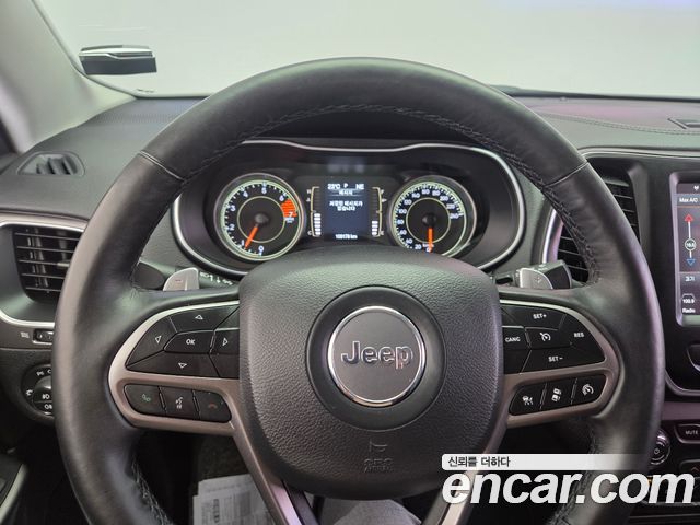 Jeep Cherokee (KL) 2.4 Longitude High AWD 2019 — фото 22