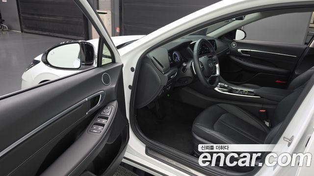 Hyundai Sonata (DN8) 2.0 Premium Plus 2023 — фото 10