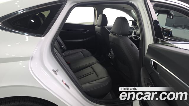 Hyundai Sonata (DN8) 2.0 Premium Plus 2023 — фото 11