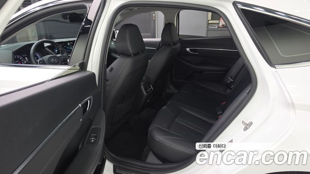 Hyundai Sonata (DN8) 2.0 Premium Plus 2023 — фото 12