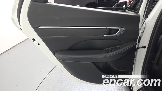 Hyundai Sonata (DN8) 2.0 Premium Plus 2023 — фото 25