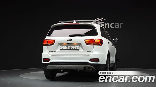 Kia Sorento Diesel 2.0 2WD Prestige 2018 — фото 4