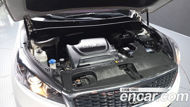 Kia Sorento Diesel 2.0 2WD Prestige 2018 — фото 6