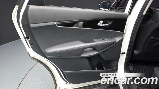 Kia Sorento Diesel 2.0 2WD Prestige 2018 — фото 25