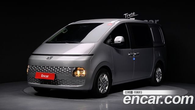 Hyundai Staria Cargo 5-Seater Modern 2023 — фото 1