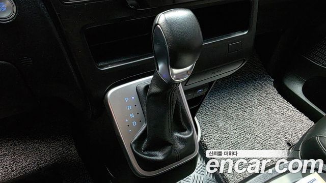 Hyundai Staria Cargo 5-Seater Modern 2023 — фото 16