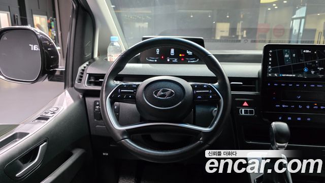 Hyundai Staria Cargo 5-Seater Modern 2023 — фото 17