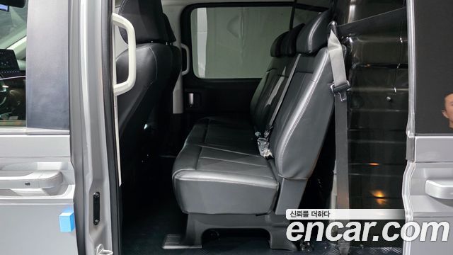 Hyundai Staria Cargo 5-Seater Modern 2023 — фото 24