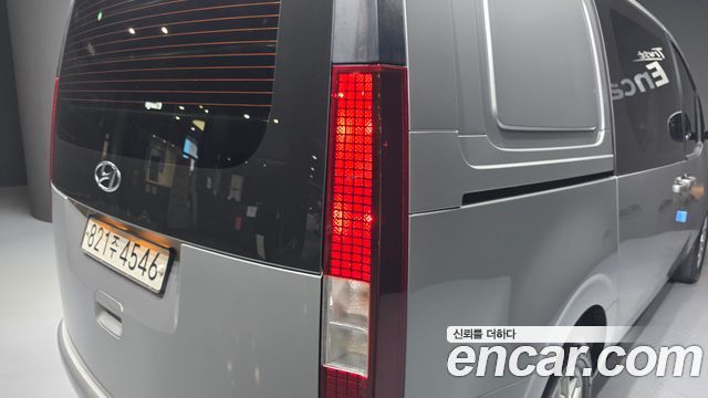 Hyundai Staria Cargo 5-Seater Modern 2023 — фото 37