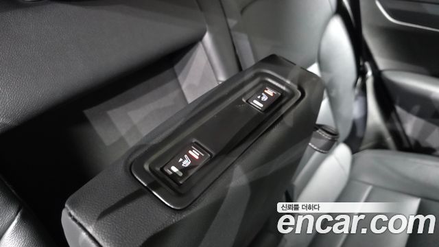 Renault Korea QM6 2.0 LPe LE Signature 2WD 2022 — фото 19