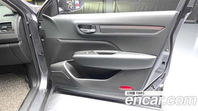 Renault Korea QM6 2.0 LPe LE Signature 2WD 2022 — фото 24