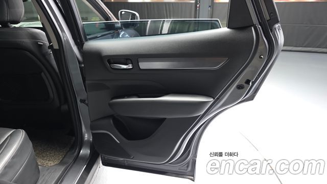 Renault Korea QM6 2.0 LPe LE Signature 2WD 2022 — фото 25