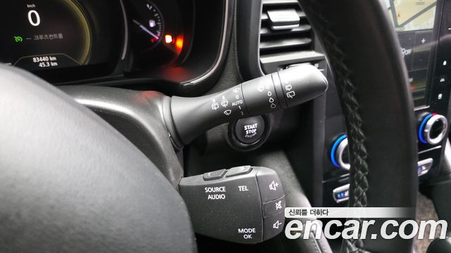 Renault Korea QM6 2.0 LPe LE Signature 2WD 2022 — фото 29