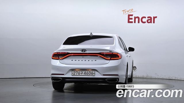Hyundai Grandeur (IG) 2.4 Premium 2018 — фото 4