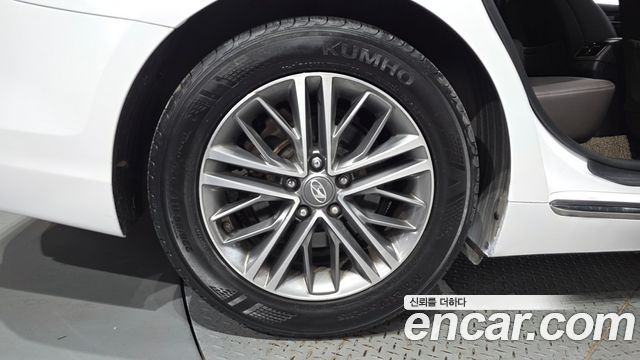 Hyundai Grandeur (IG) 2.4 Premium 2018 — фото 5