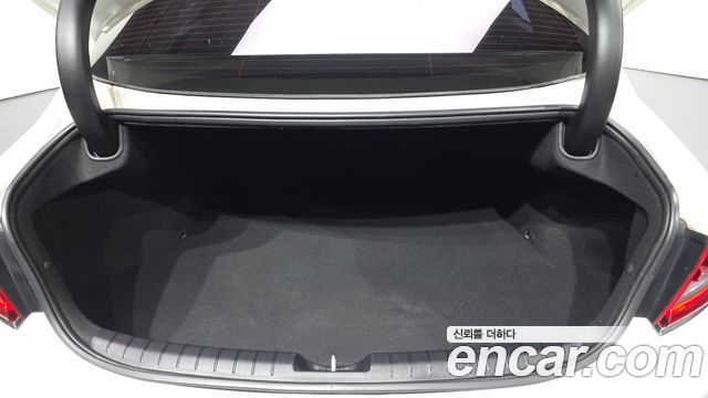 Hyundai Grandeur (IG) 2.4 Premium 2018 — фото 18