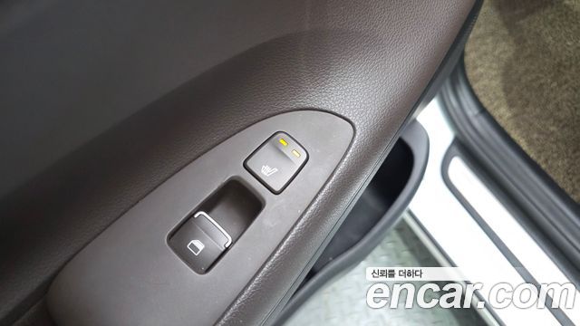 Hyundai Grandeur (IG) 2.4 Premium 2018 — фото 30