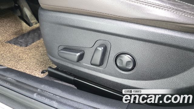 Hyundai Grandeur (IG) 2.4 Premium 2018 — фото 31