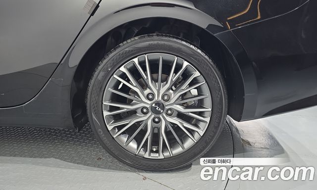 Kia K3 (II) 1.6 Noblesse 2022 — фото 21