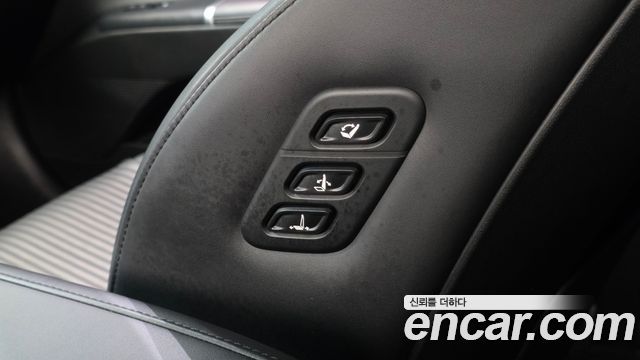 Hyundai Grandeur (GN7) 3,5 Gasoline 4WD Calligraphy 2023 — фото 35