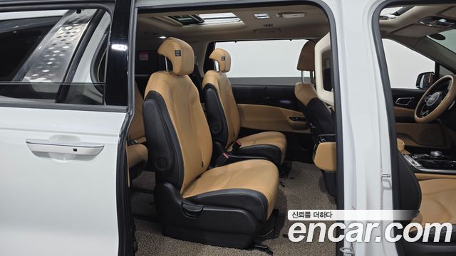 Kia Carnival (IV) Diesel 9-Seater Signature 2023 — фото 12