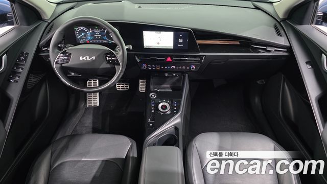 Kia Niro Signature 2022 — фото 7