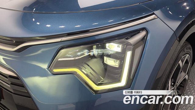 Kia Niro Signature 2022 — фото 22
