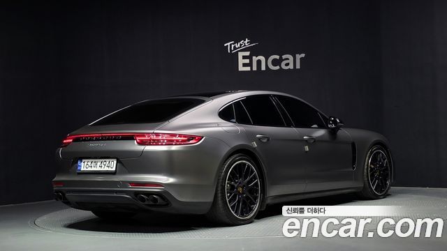 Porsche Panamera (971) 3.0 AWD 2018 — фото 2