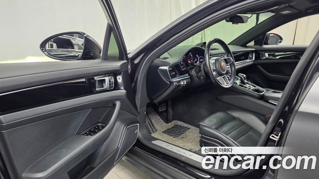 Porsche Panamera (971) 3.0 AWD 2018 — фото 10