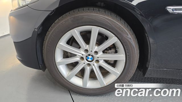 BMW 5 Series (F10) 528i xDrive 2015 — фото 5