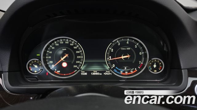 BMW 5 Series (F10) 528i xDrive 2015 — фото 8