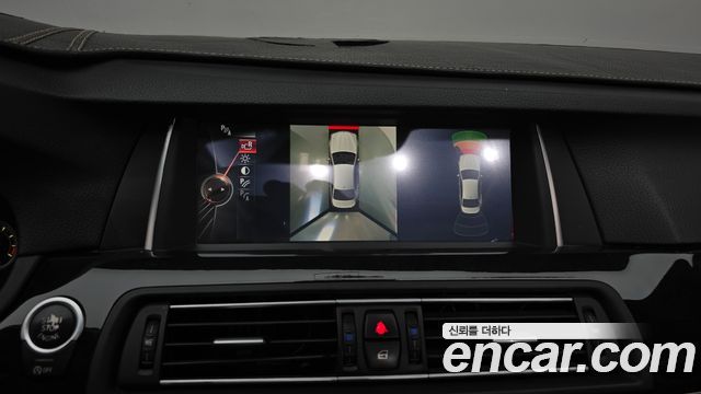 BMW 5 Series (F10) 528i xDrive 2015 — фото 16
