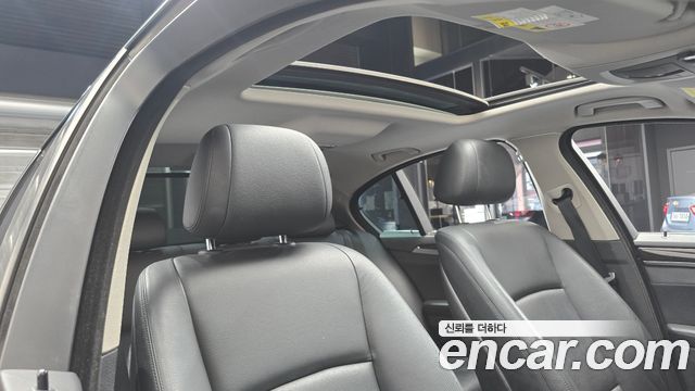 BMW 5 Series (F10) 528i xDrive 2015 — фото 19