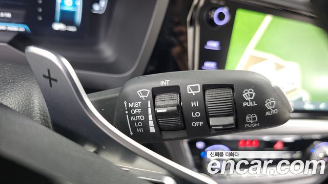 KG Mobility (SsangYong) Beautiful Korando Gasoline 1.5 2WD C5 Plus 2022 — фото 20