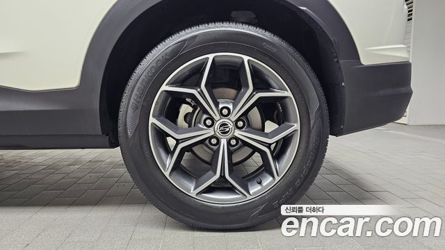 KG Mobility (SsangYong) Beautiful Korando Gasoline 1.5 2WD C5 Plus 2022 — фото 21