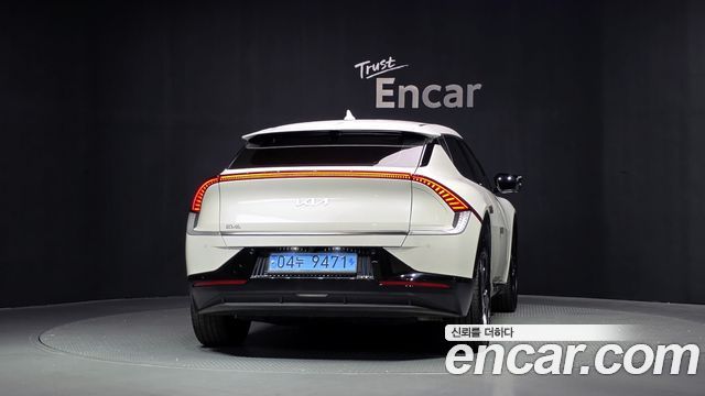 Kia EV6 Long Range 4WD Earth 2023 — фото 4