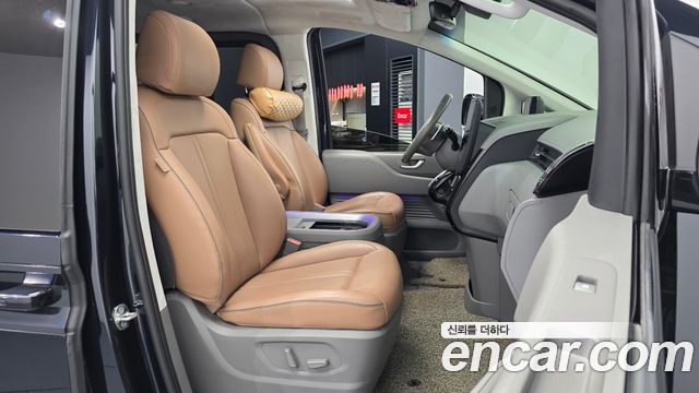 Hyundai Staria Lounge 9-Seater Inspiration 2022 — фото 11