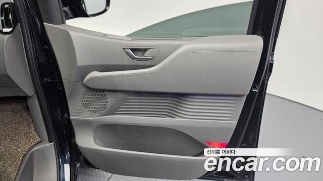 Hyundai Staria Lounge 9-Seater Inspiration 2022 — фото 25